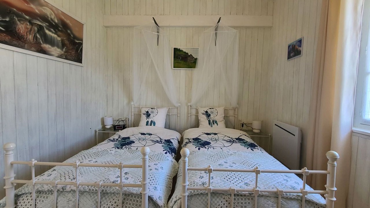 Photo of Bedroom in Taintrux