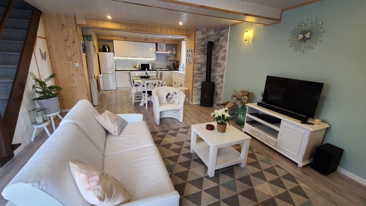Photo of Livingroom in Taintrux