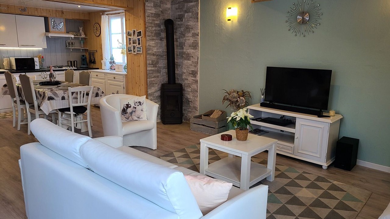 Photo of Livingroom in Taintrux