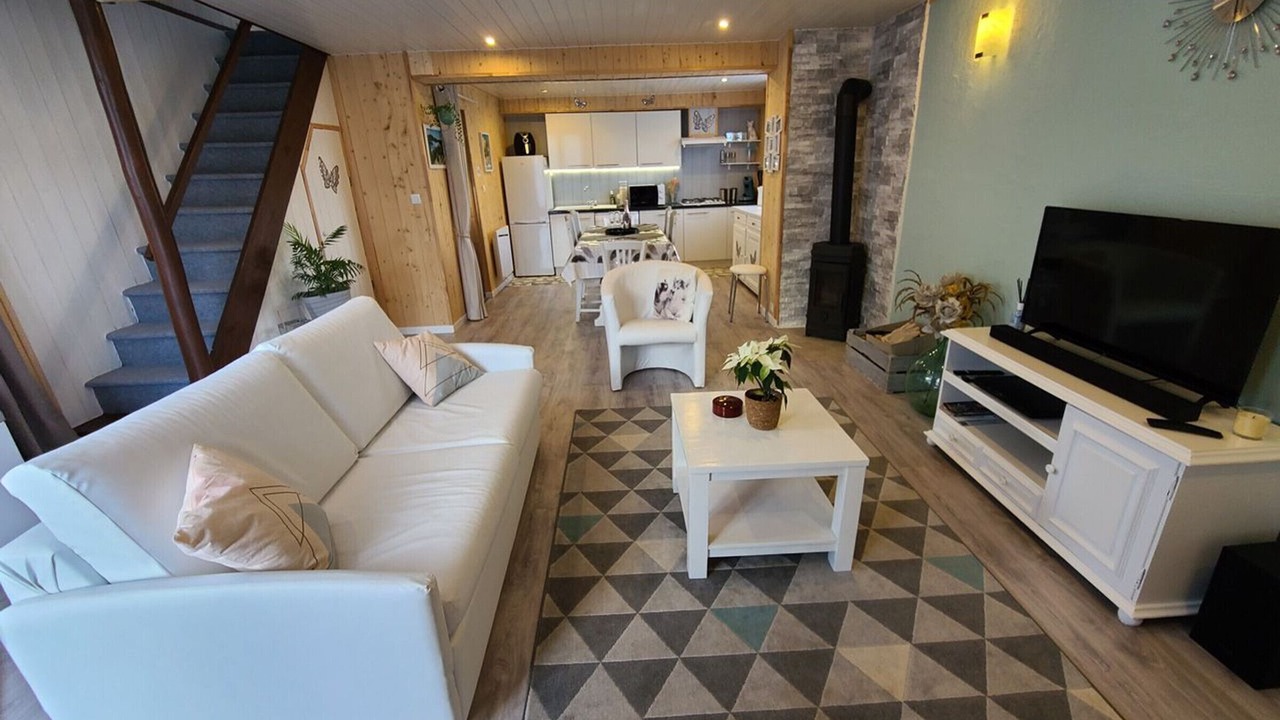 Photo of Livingroom in Taintrux