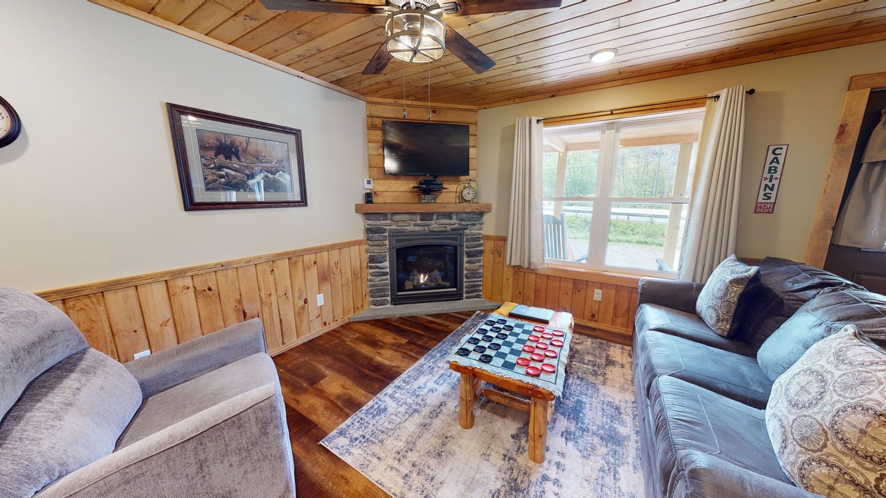 Photo of Livingroom in Gaines