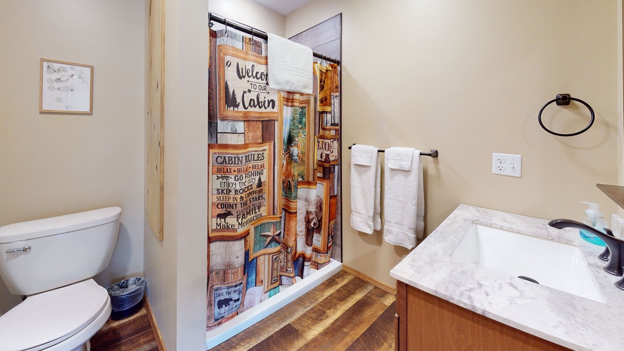 Photo of Bathroom in Gaines