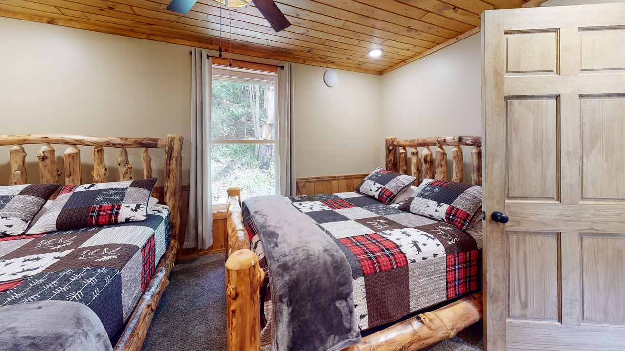Photo of Bedroom in Gaines