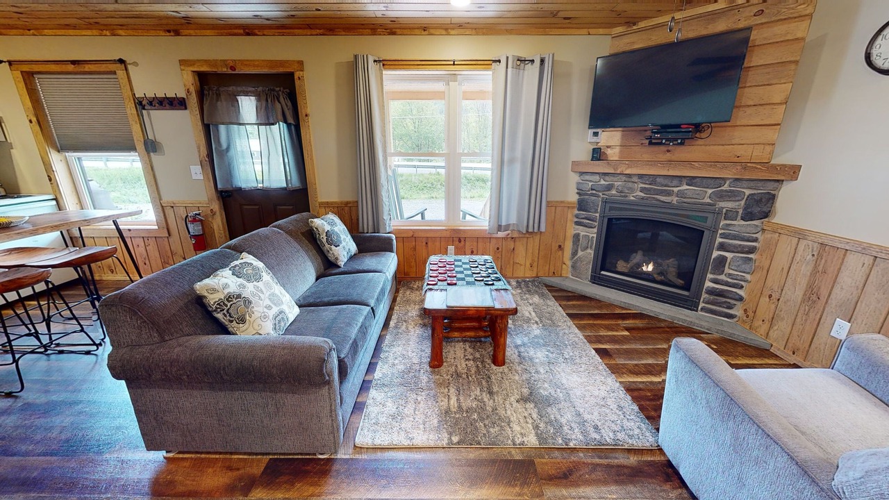 Photo of Livingroom in Gaines