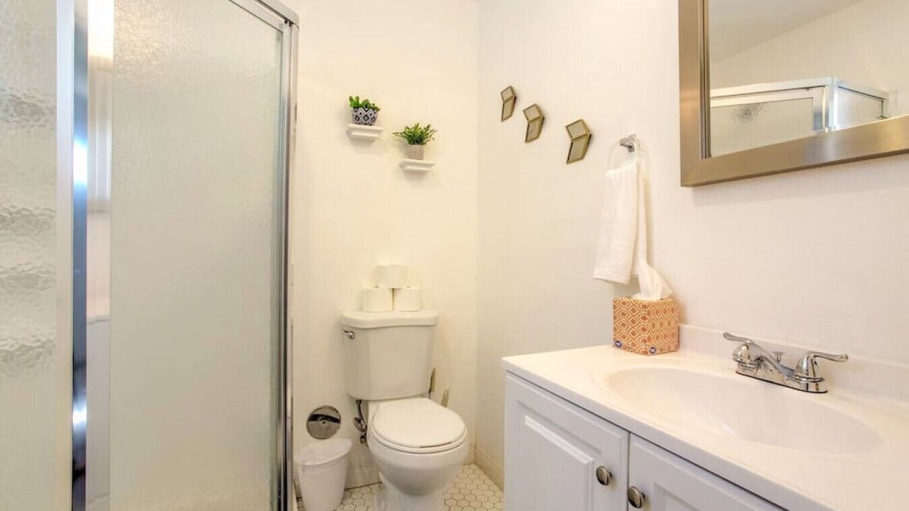 Photo of Bathroom in Downtown Las Vegas