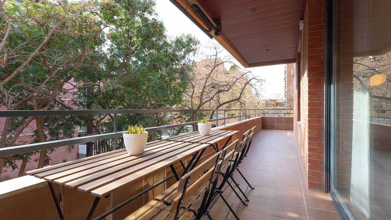 Photo of Outdoor in Sants