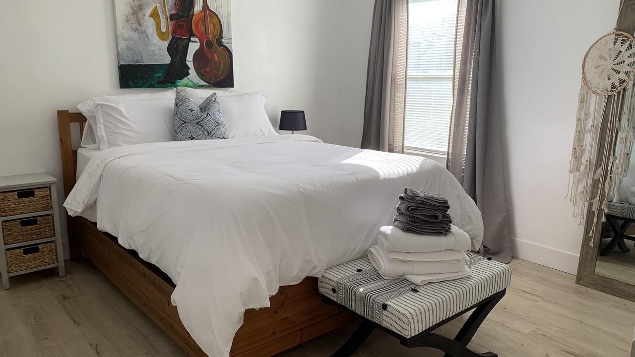 Photo of Bedroom in Cloverdale