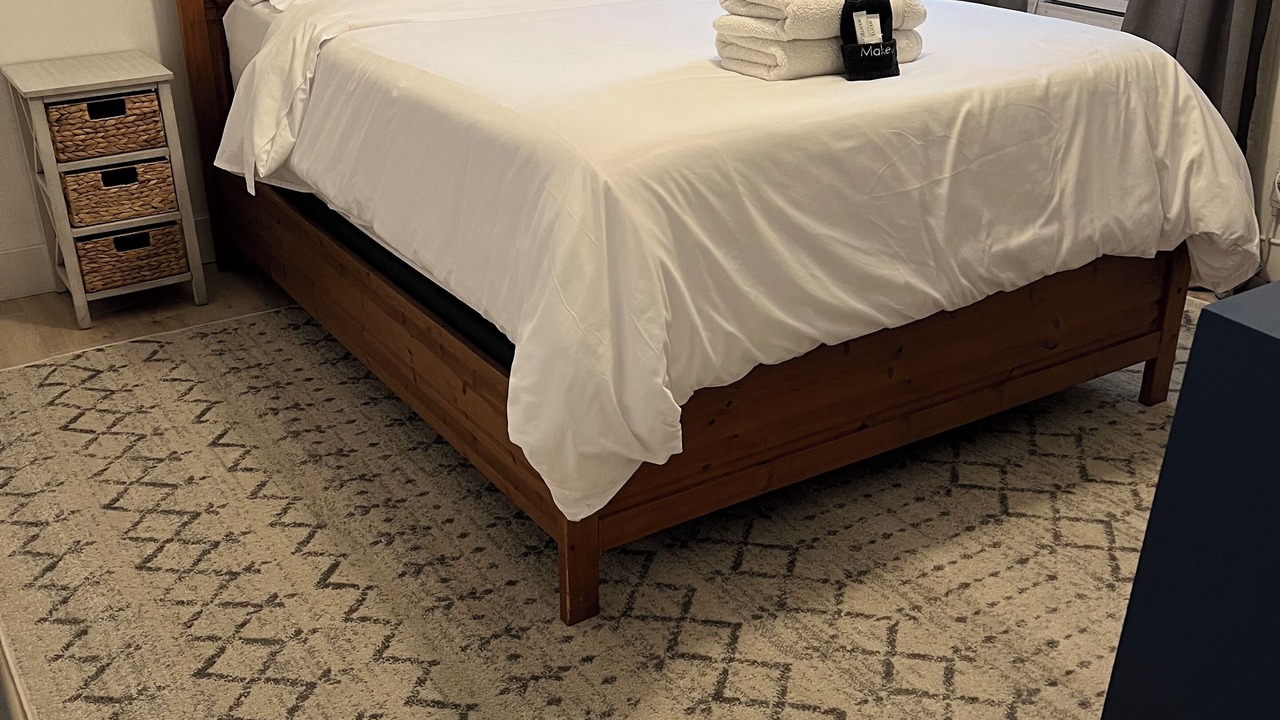 Photo of Bedroom in Cloverdale