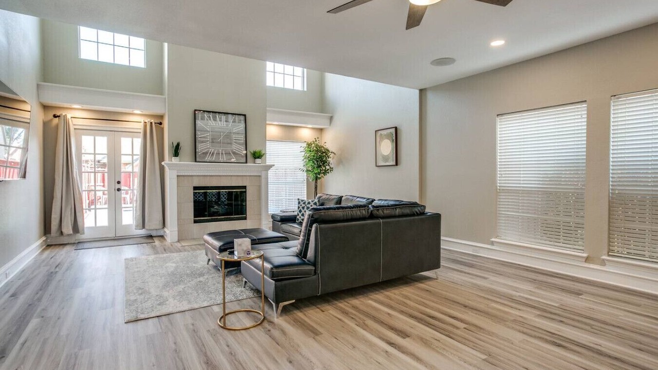 Photo of Livingroom in Plano