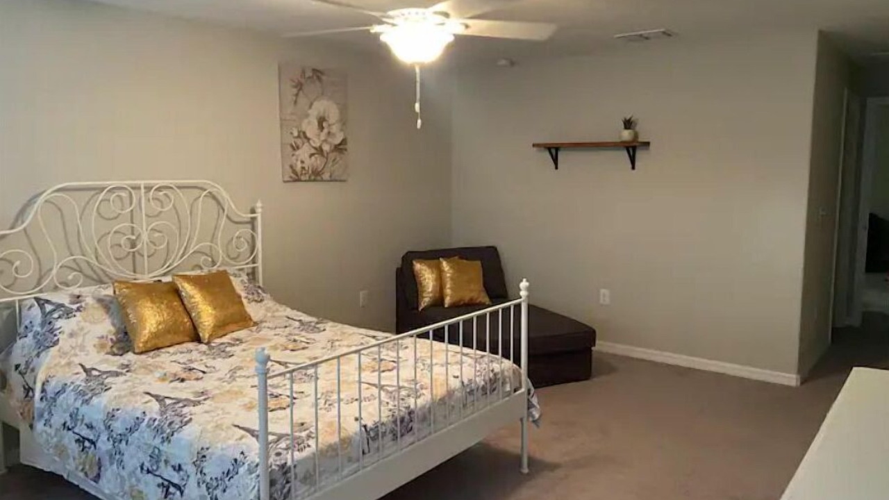 Photo of Bedroom in Riverview