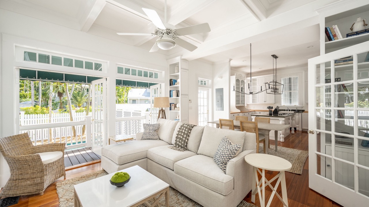 Photo of Livingroom in Bahama Village