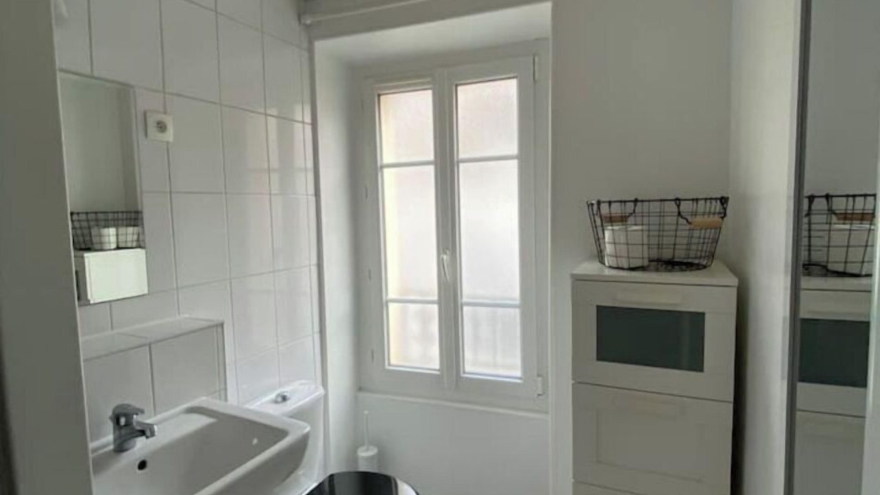 Photo of Bathroom in L'Etang-la-Ville