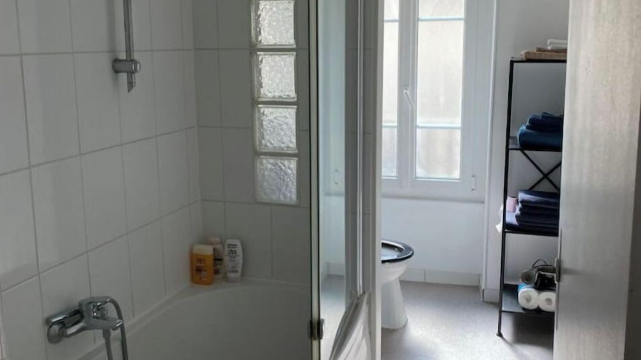 Photo of Bathroom in L'Etang-la-Ville