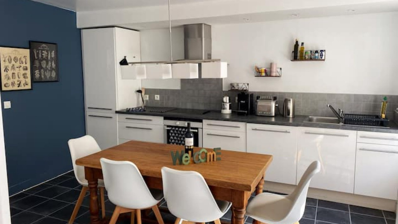 Photo of Kitchen in L'Etang-la-Ville