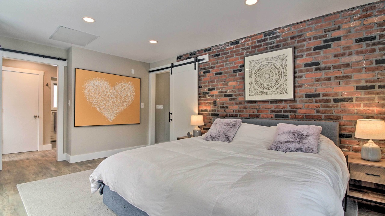 Photo of Bedroom in Brownsville