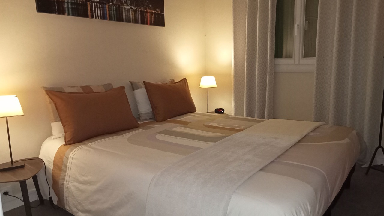 Photo of Bedroom in Alencon