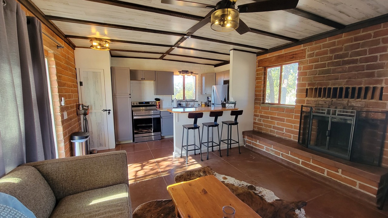 Photo of Livingroom in Sonoita