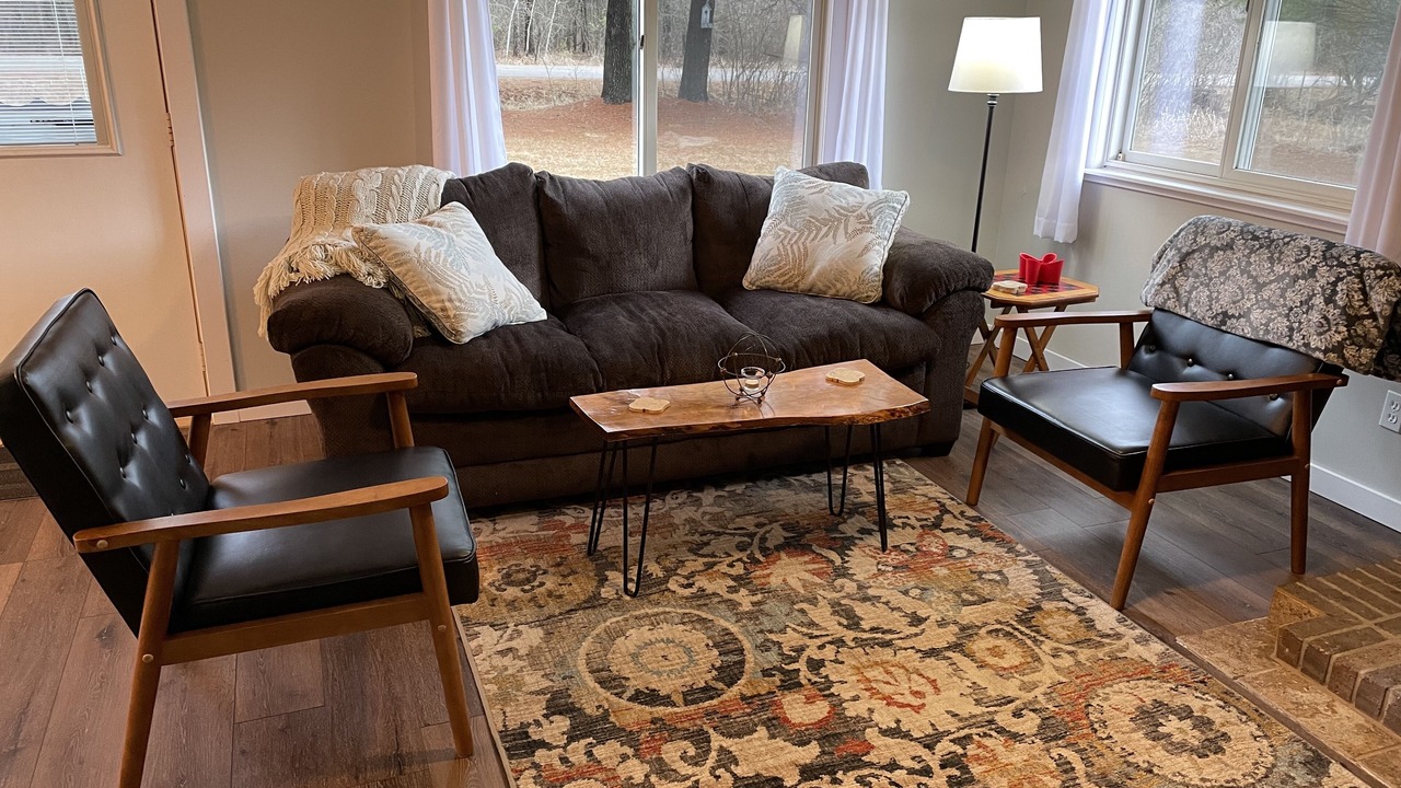 Photo of Livingroom in East Tawas