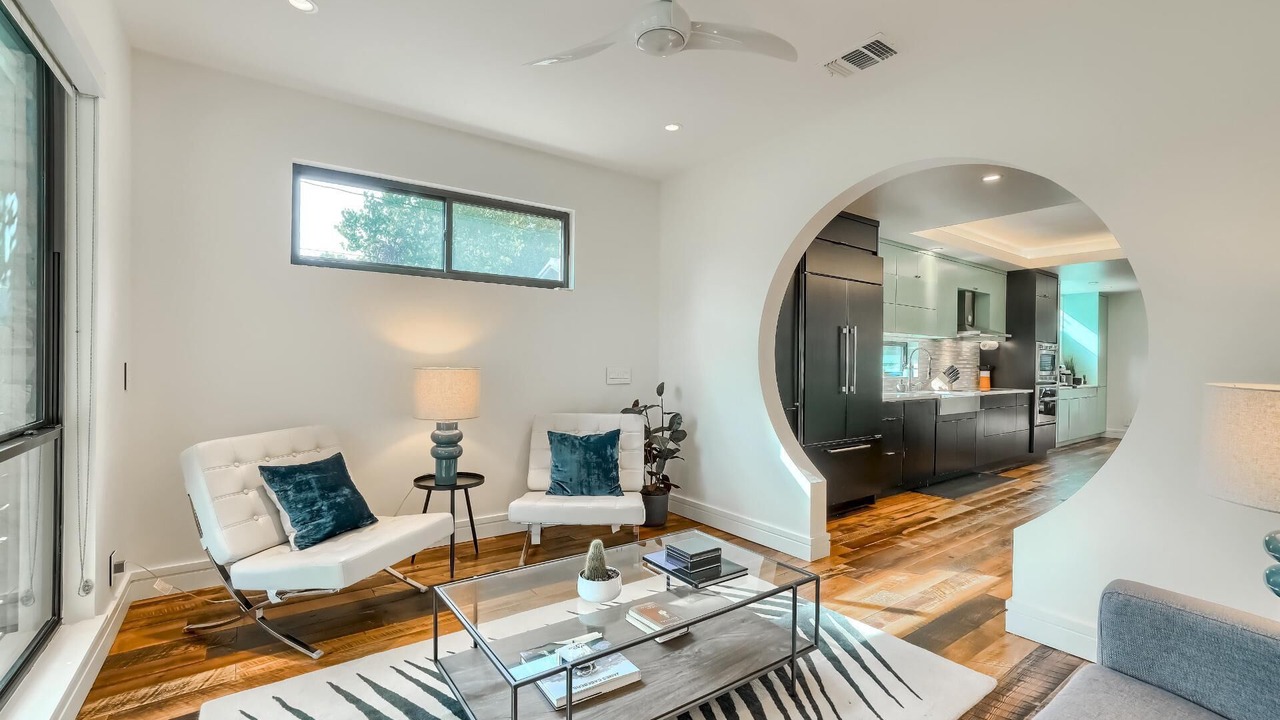 Photo of Livingroom in Zilker