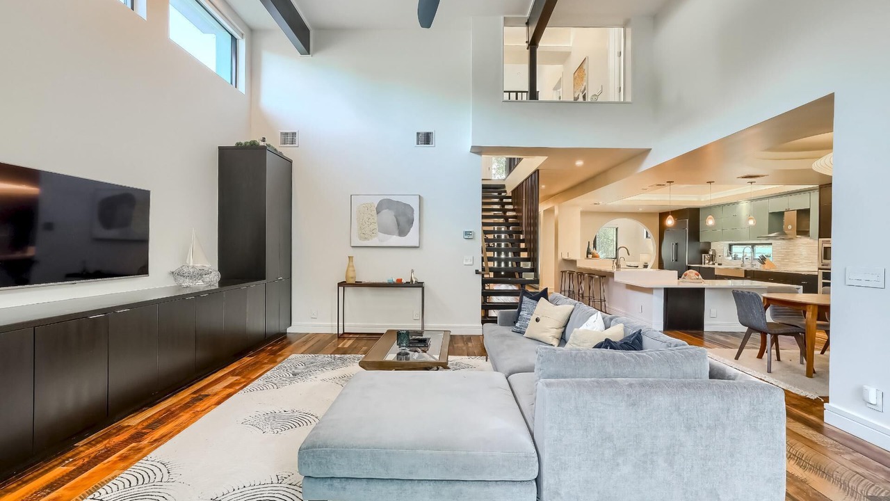 Photo of Livingroom in Zilker