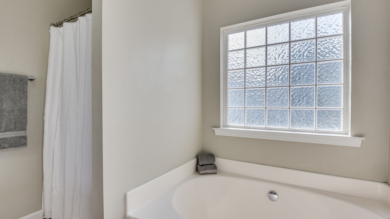 Photo of Bathroom in Midtown