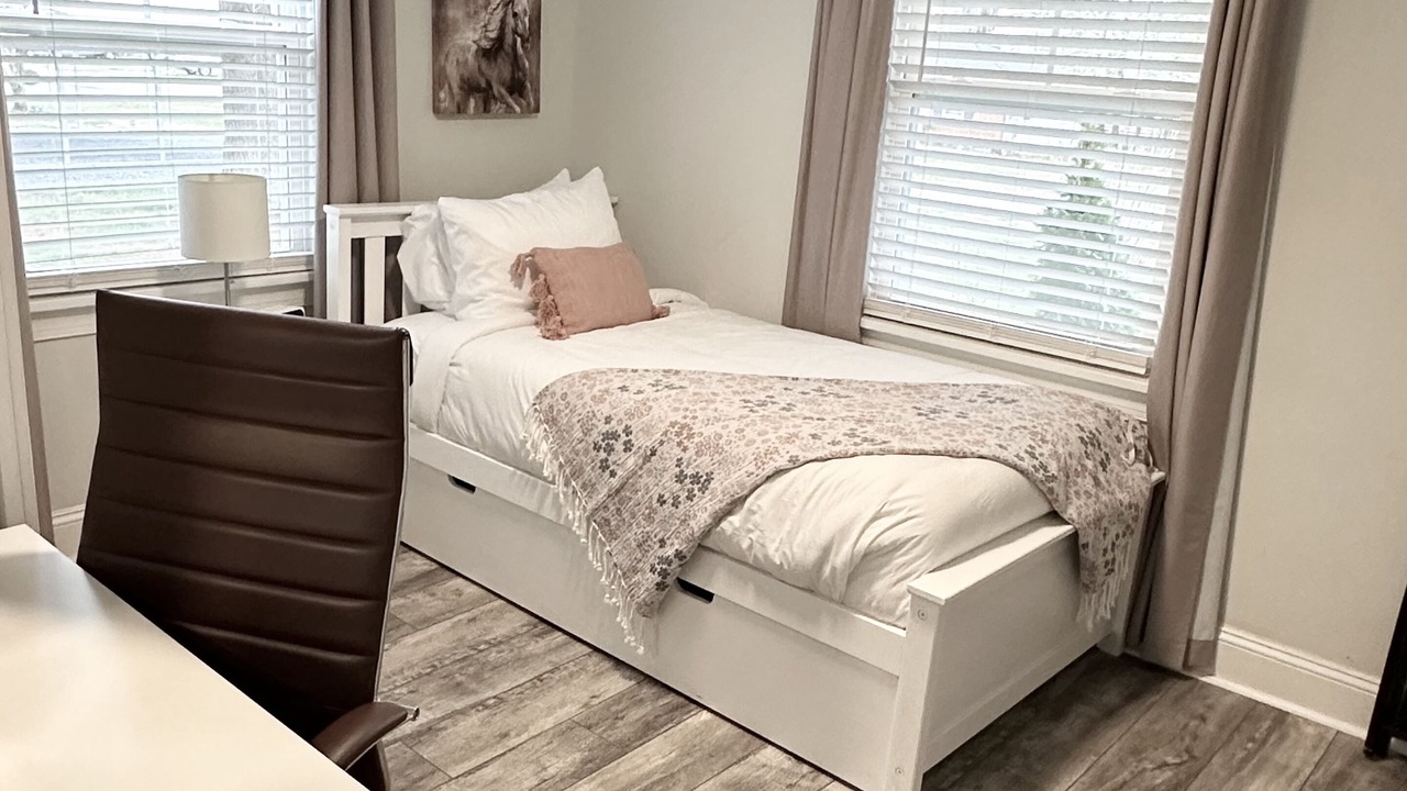 Photo of Bedroom in Lynchburg