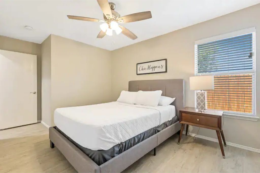 Photo of Bedroom in Garland