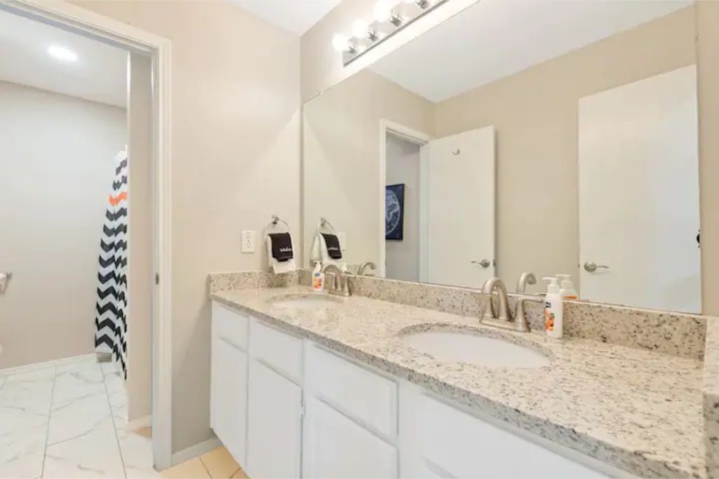 Photo of Bathroom in Garland
