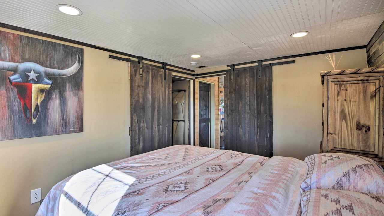 Photo of Bedroom in Wise County