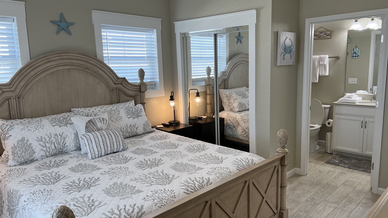 Photo of Bedroom in Mexico Beach