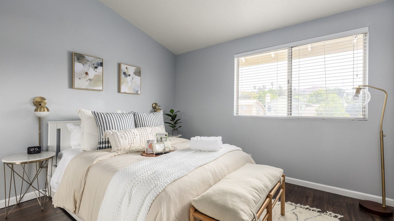 Photo of Bedroom in Santa Clarita