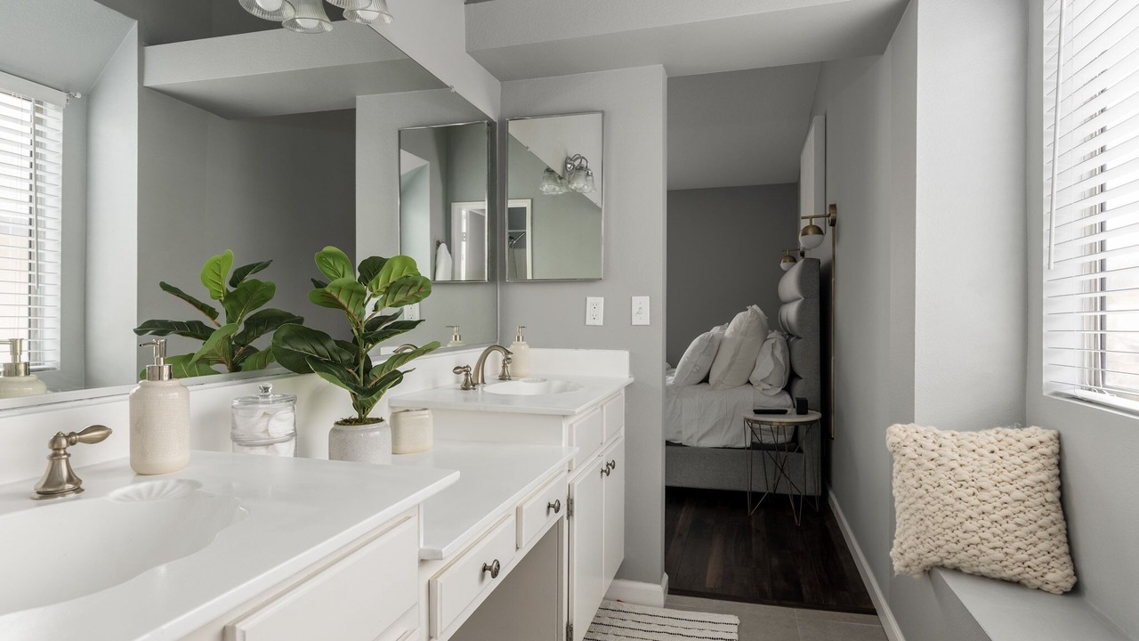 Photo of Bathroom in Santa Clarita