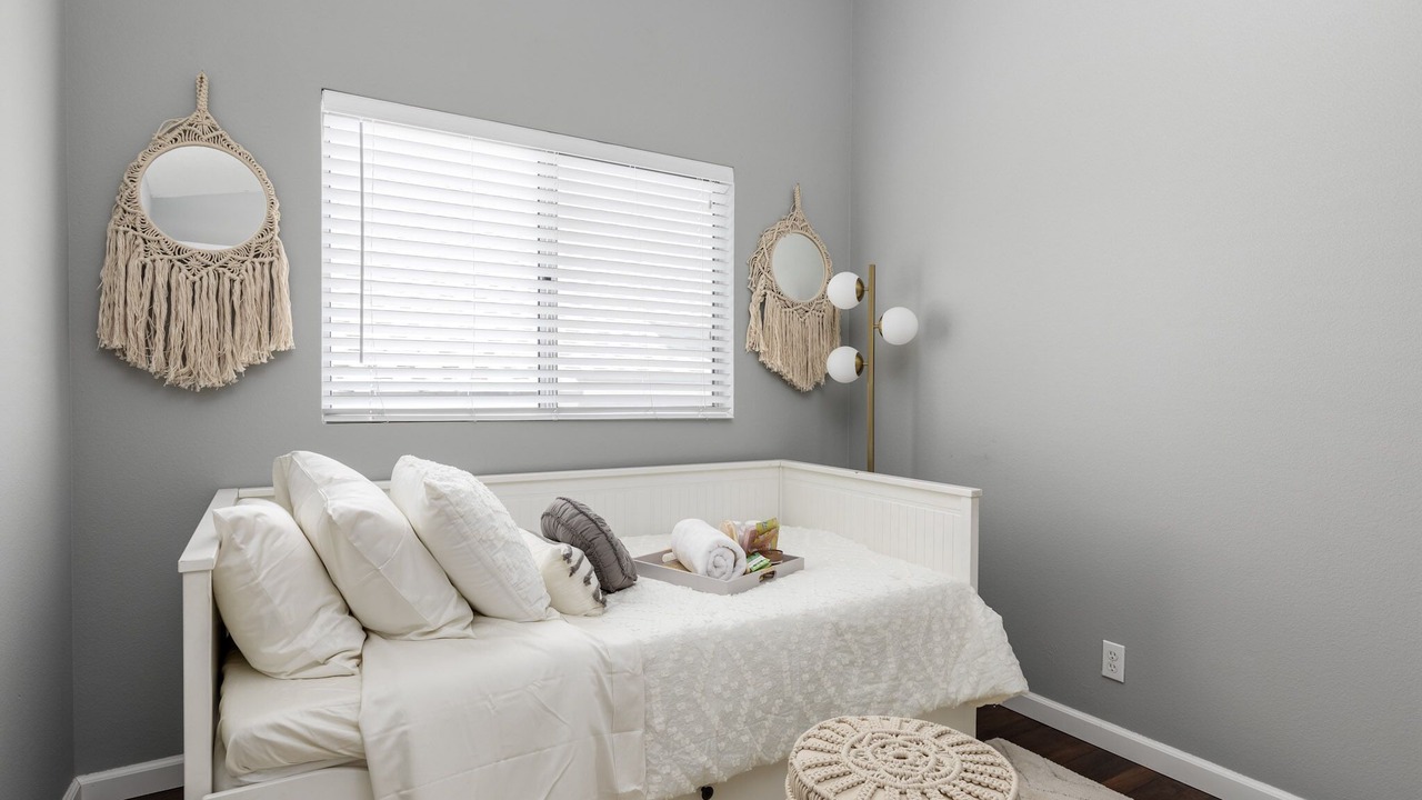 Photo of Bedroom in Santa Clarita