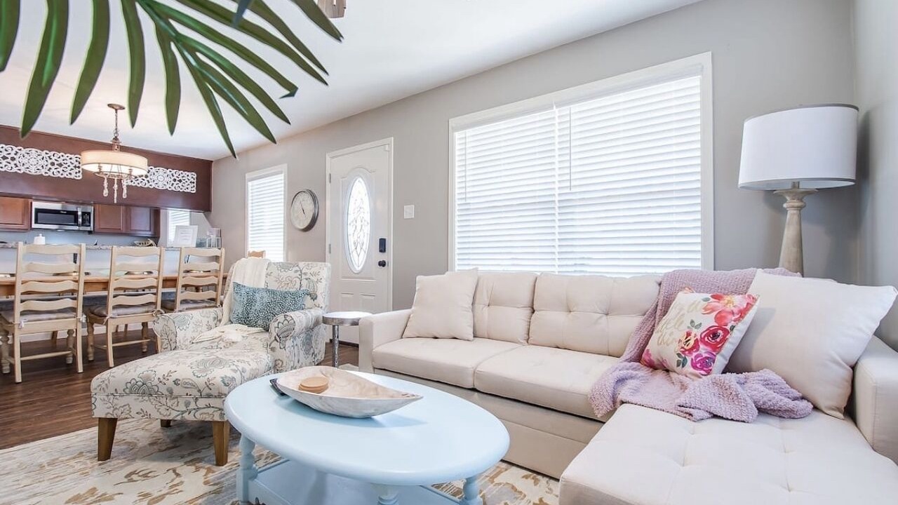 Photo of Livingroom in College Station