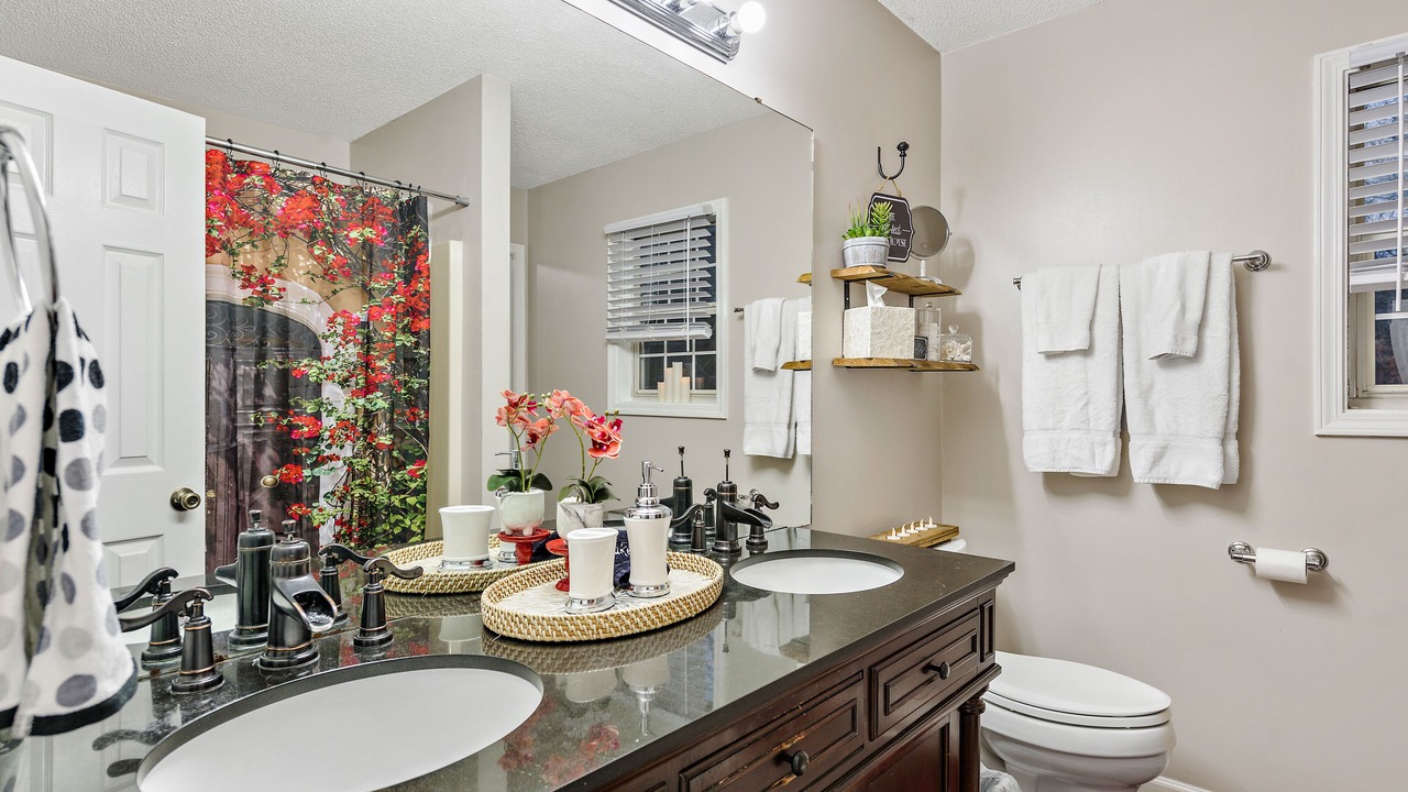 Photo of Bathroom in Enterprise