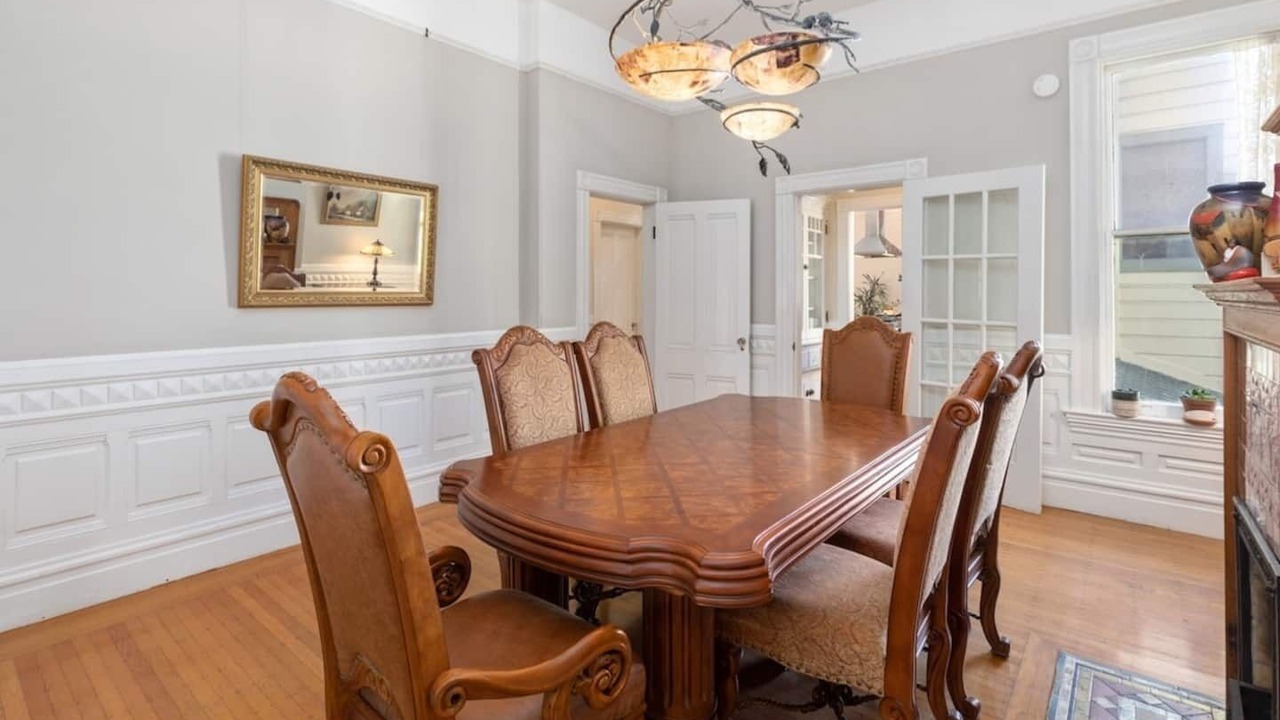 Photo of Bedroom in Haight-Ashbury