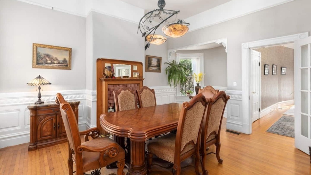 Photo of Bedroom in Haight-Ashbury