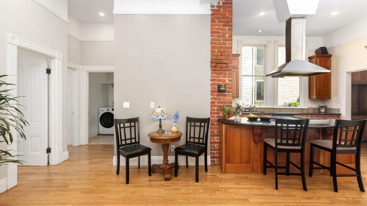 Photo of Bedroom in Haight-Ashbury