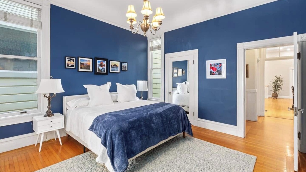 Photo of Others in Haight-Ashbury