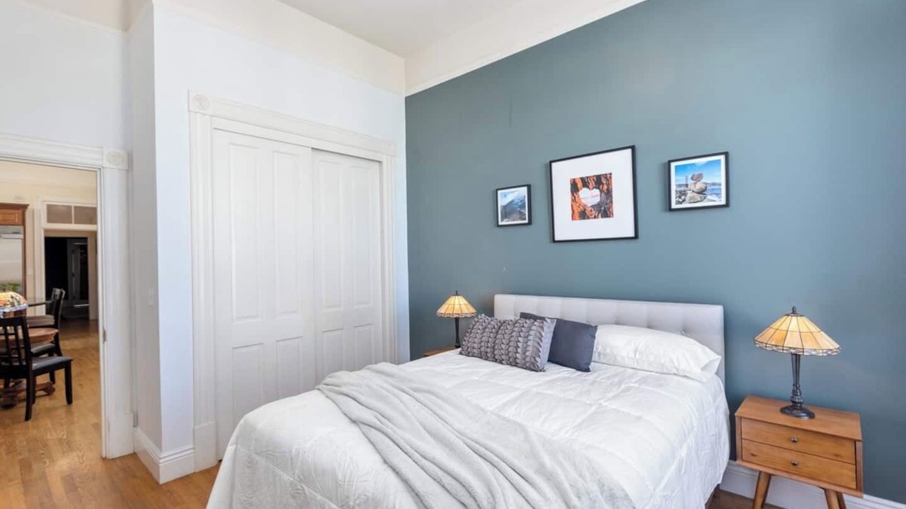 Photo of Bedroom in Haight-Ashbury