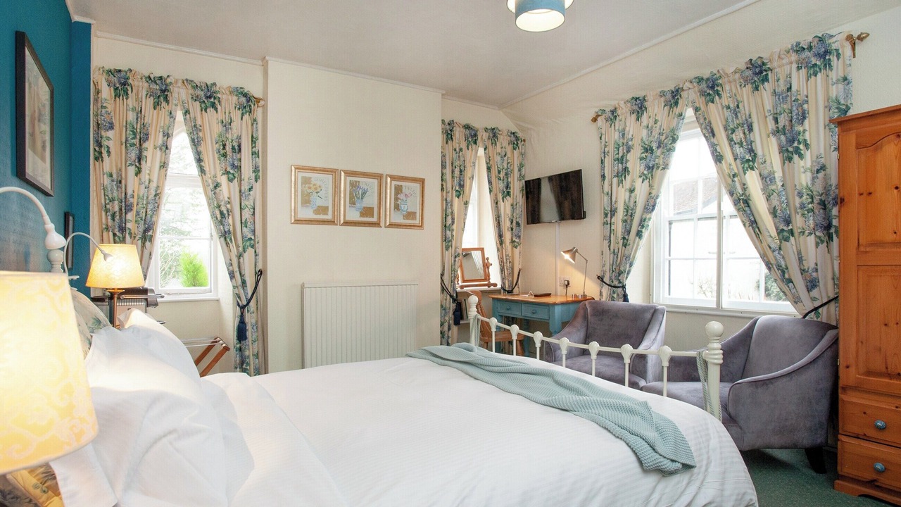 Photo of Others in Lifton