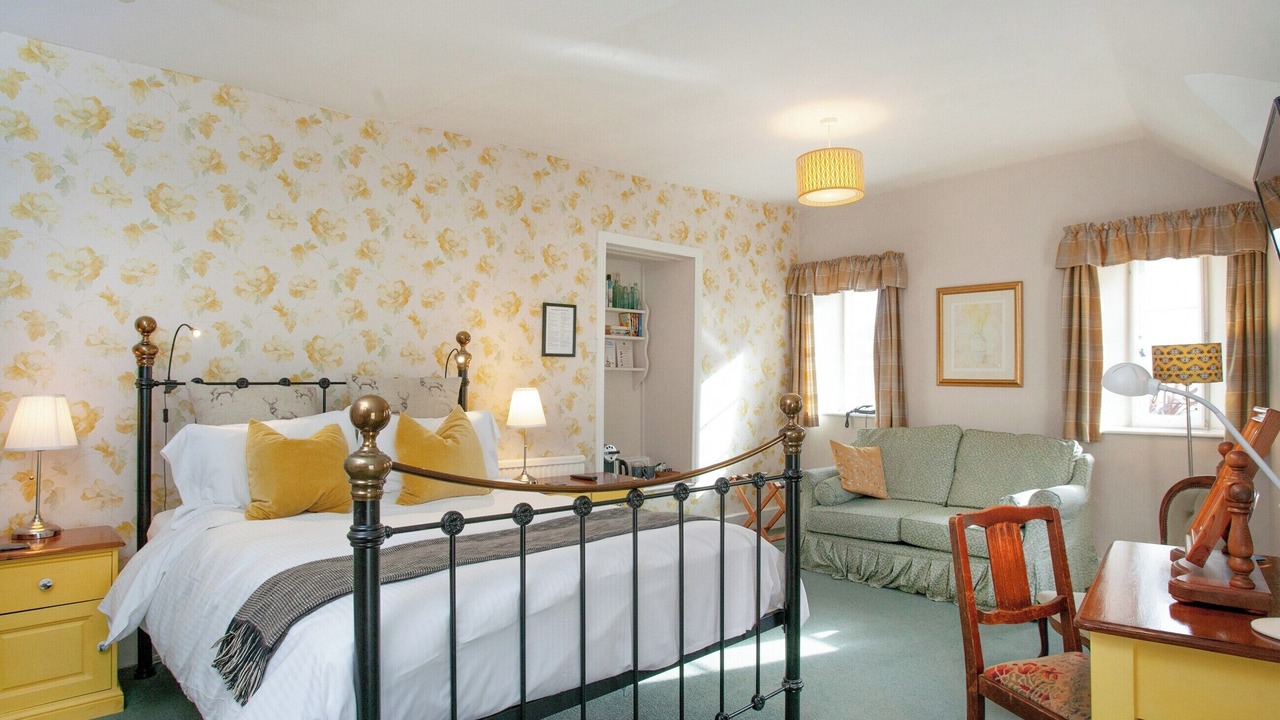 Photo of Others in Lifton