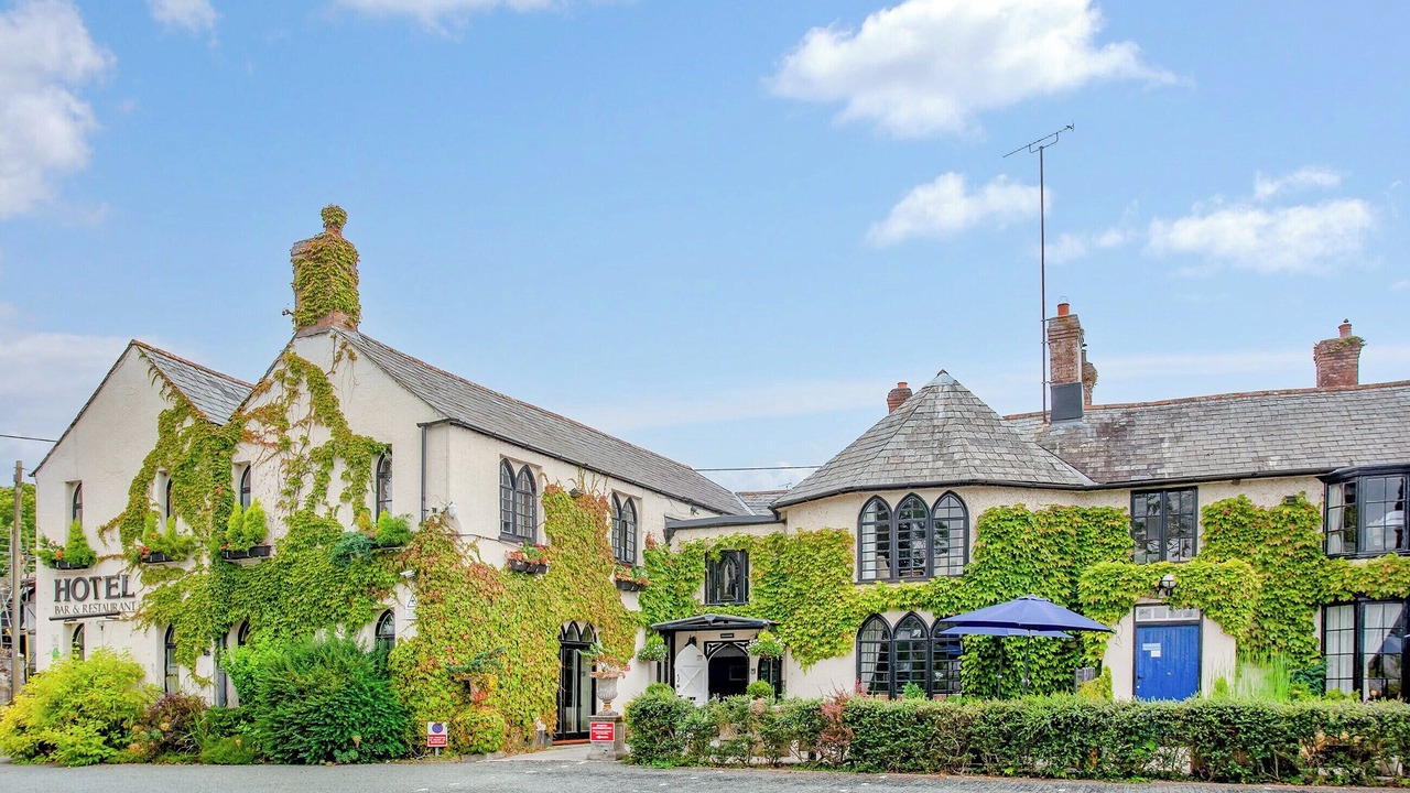 Photo of Others in Lifton