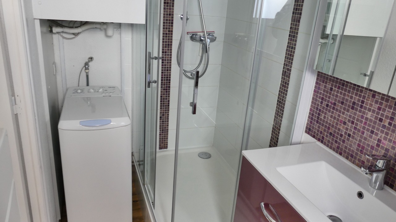 Photo of Bathroom in Courseulles-sur-Mer