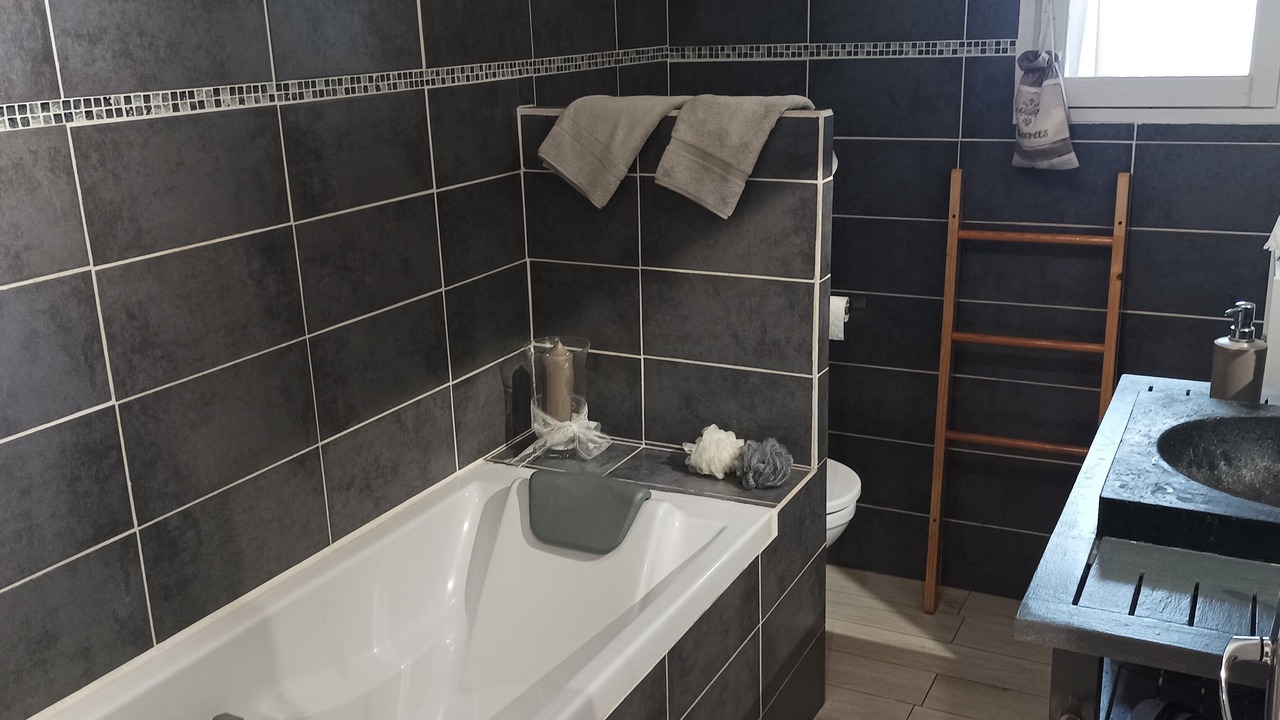 Photo of Bathroom in Payzac