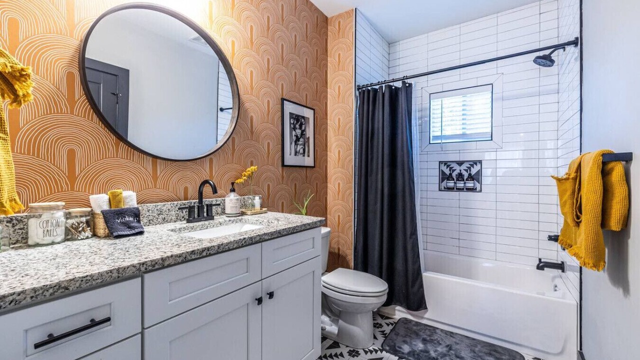 Photo of Bathroom in Washington Park