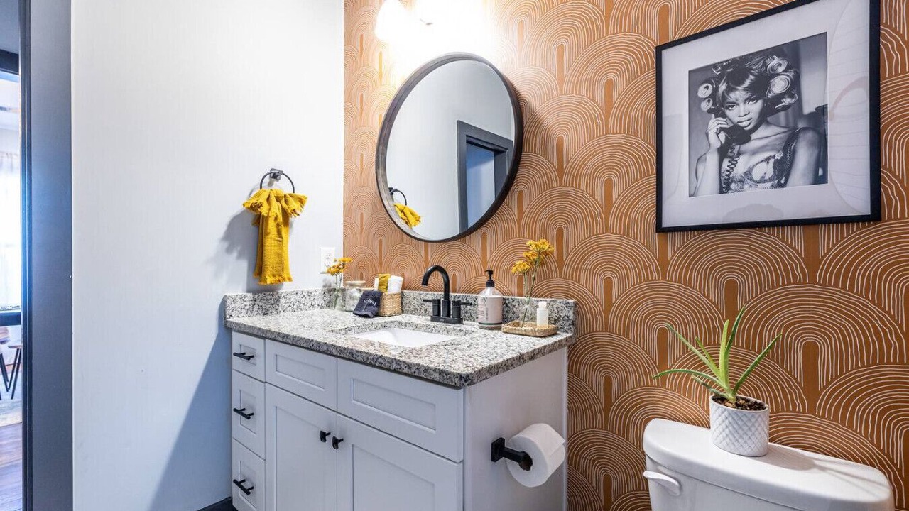 Photo of Bathroom in Washington Park