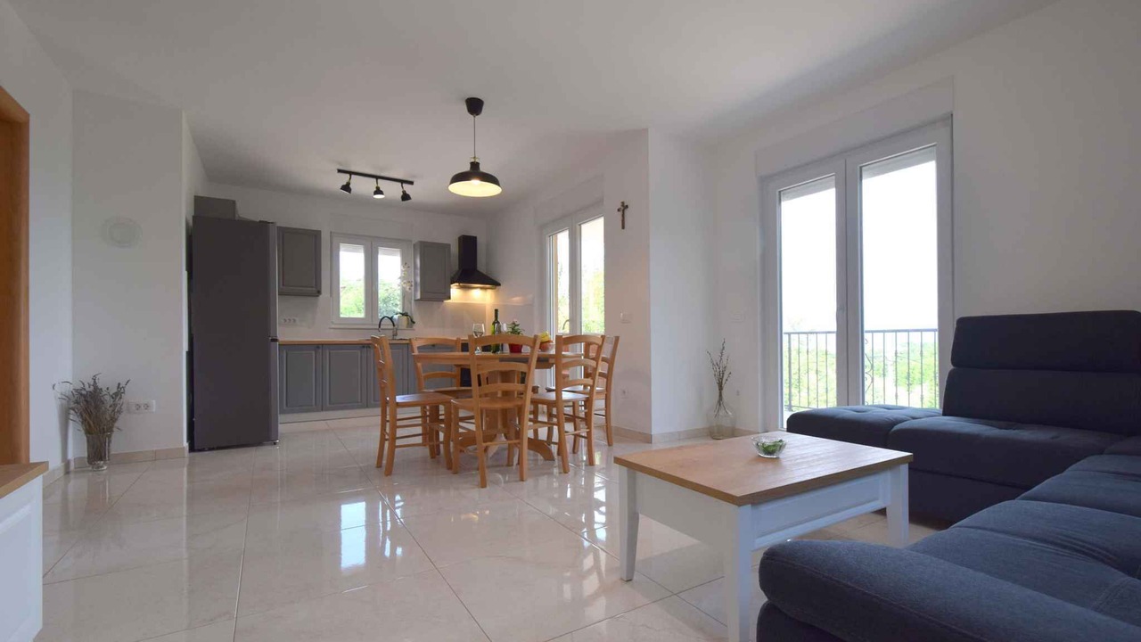 Photo of Livingroom in Risika