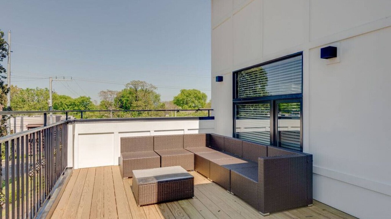 Photo of Patio Balcony in Chestnut Hill