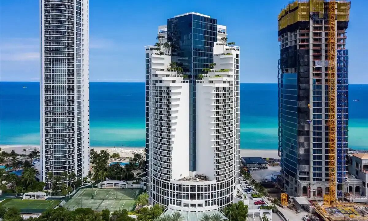 Photo of Outdoor in Sunny Isles Beach